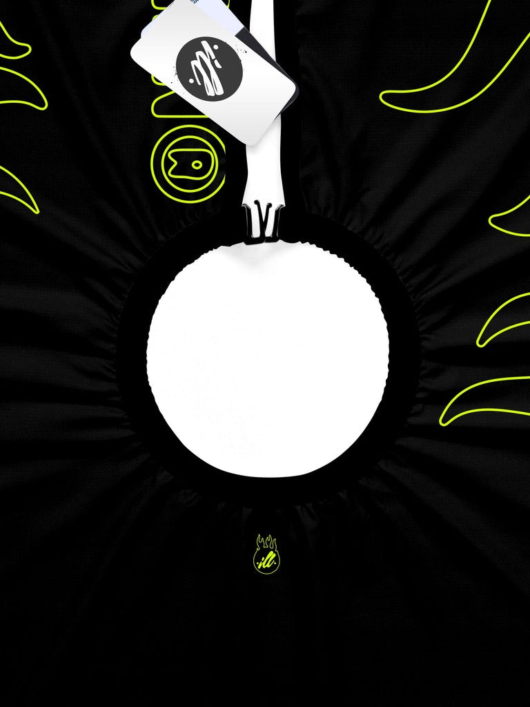 Illuzien Black/Volt Outline Flames PRO Cape
