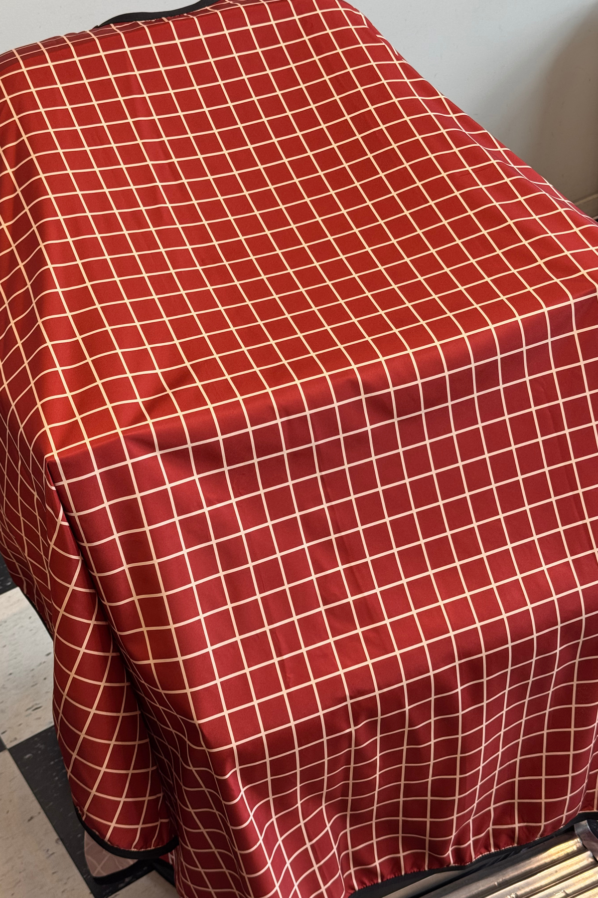 Hightop Cape Crimson Cape